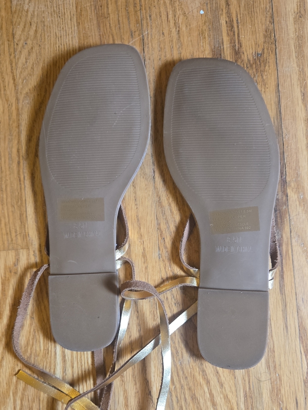 BN Steve Madden Wynn gold leather lace-up sandals - Picture 3 of 4